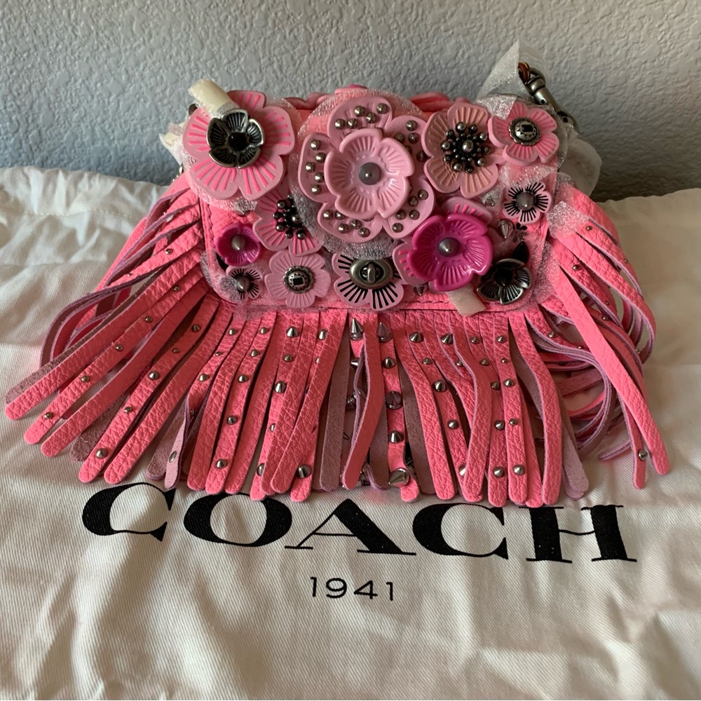 Coach super rare micro pink dinky crossbody new